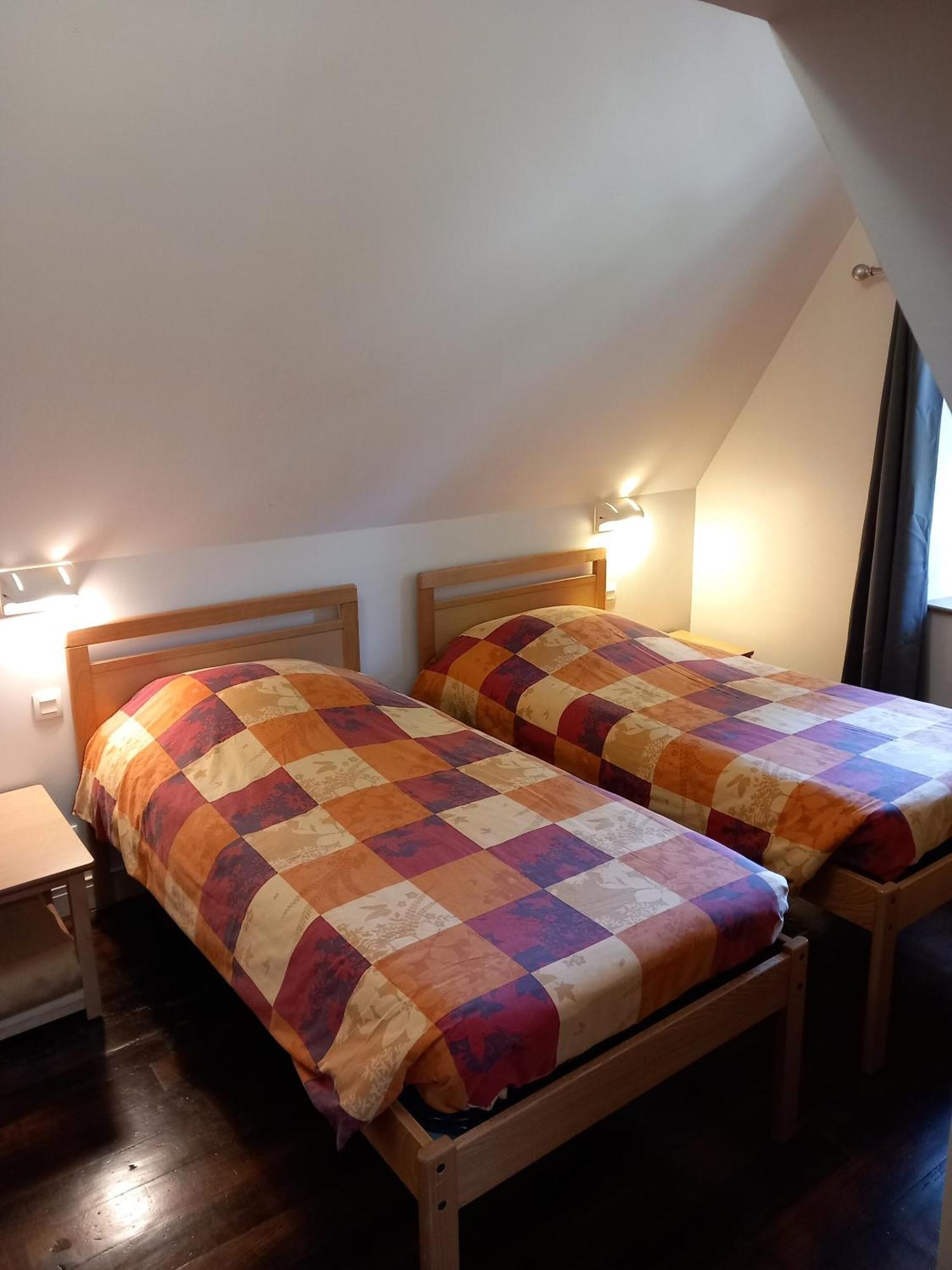 Château du Bourg Saint-Denis-de-Gastines Quarto foto